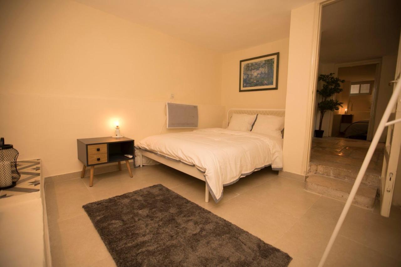 Historic 4-Bedroom Gem With Private Garden, Steps From Old City & Mamila Complex القدس المظهر الخارجي الصورة